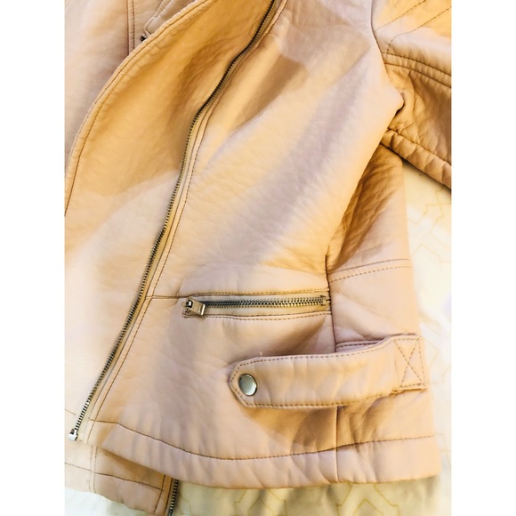 ๐ณ๐ฐ๐ฎ๐ฏ๐ป ๐ท๐ฐ๐ต๐ฒ ๐ณ๐ฌ๐จ๐ป๐ฏ๐ฌ๐น ๐ฑ๐จ๐ช๐ฒ๐ฌ๐ป - Picture 6 of 12